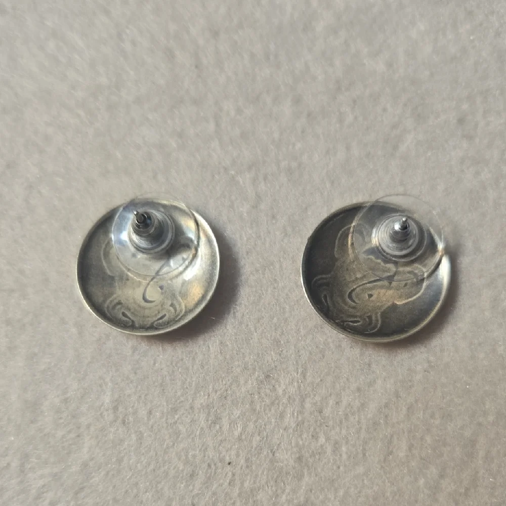 Sterling  Silver Turtle Stamped Stud Post Earrings Concho Style 3/4